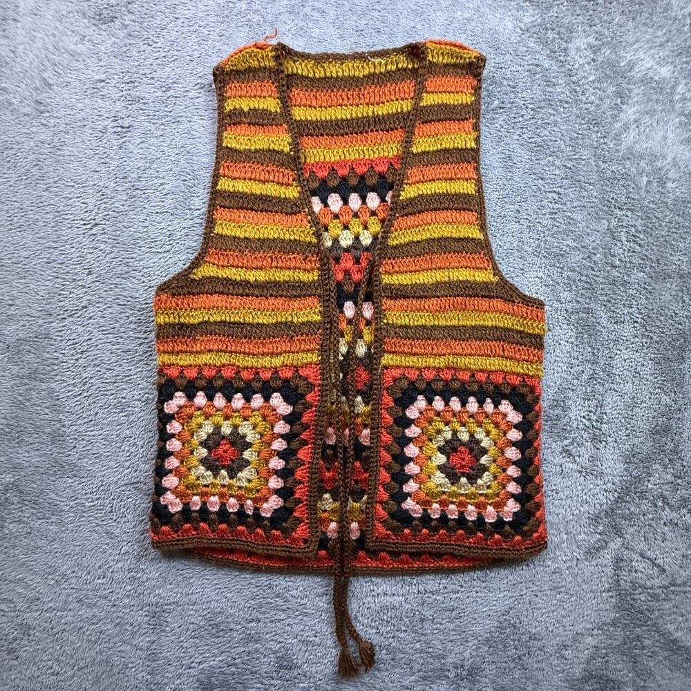Helen Harper Crochet Vest Womens L Brown Orange Vintage Granny Square Striped